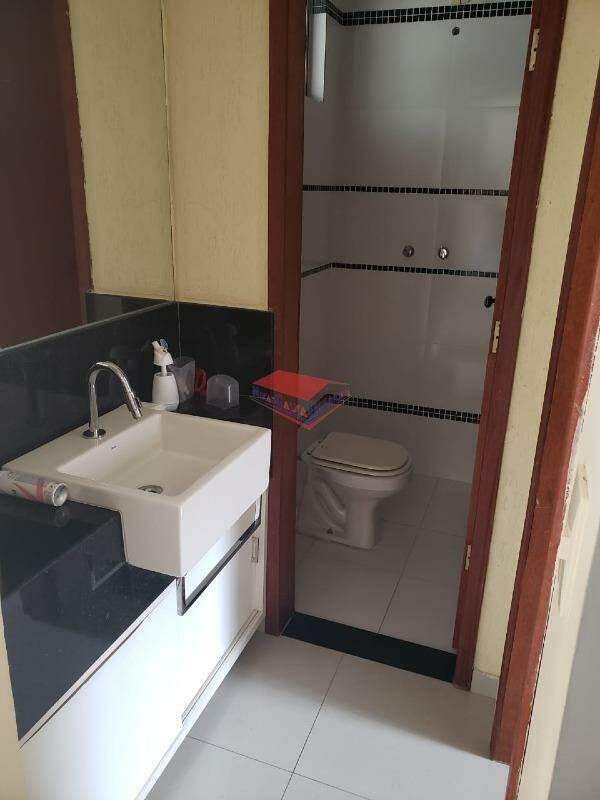 Apartamento à venda com 4 quartos, 160m² - Foto 12